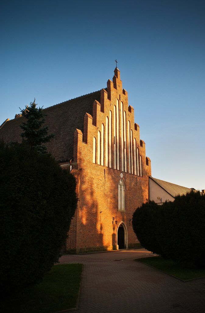 Fasada klasztoru Bernardynów
